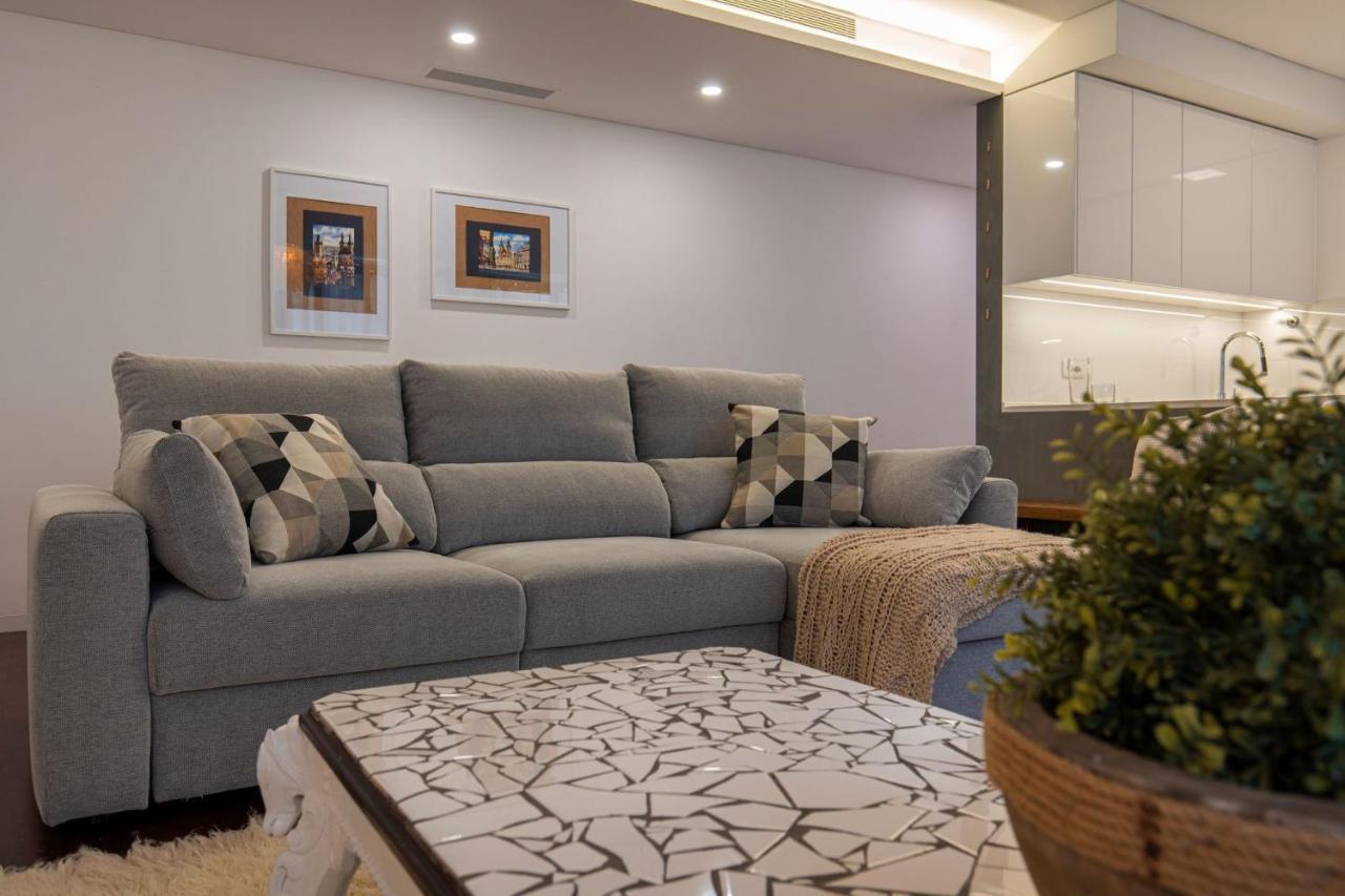 Touch Of Class 2Bdr Apartment By Lovelystay Cascais Esterno foto